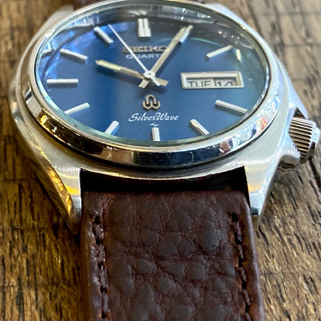 Vintage Seiko Quartz 4336-8090 Silver Wave, Blue Dial 1977 – UK