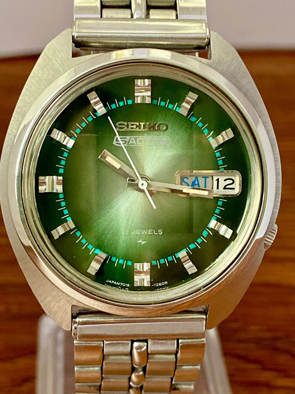 ساعة Seiko 5 Actus عتيقة 7019-7210، زرقاء، خضعت للصيانة، أوتوماتيكية، يناير 1974