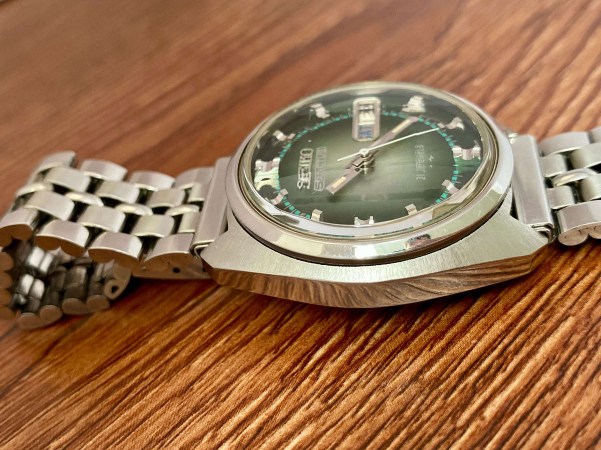 ساعة Seiko 5 Actus عتيقة 7019-7210، زرقاء، خضعت للصيانة، أوتوماتيكية، يناير 1974