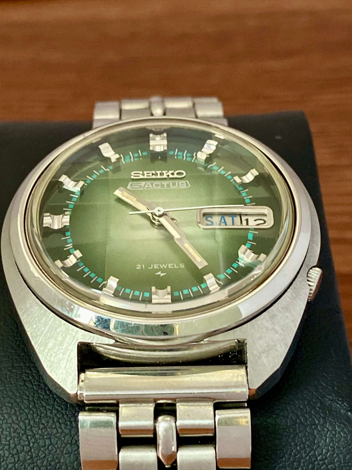 ساعة Seiko 5 Actus عتيقة 7019-7210، زرقاء، خضعت للصيانة، أوتوماتيكية، يناير 1974