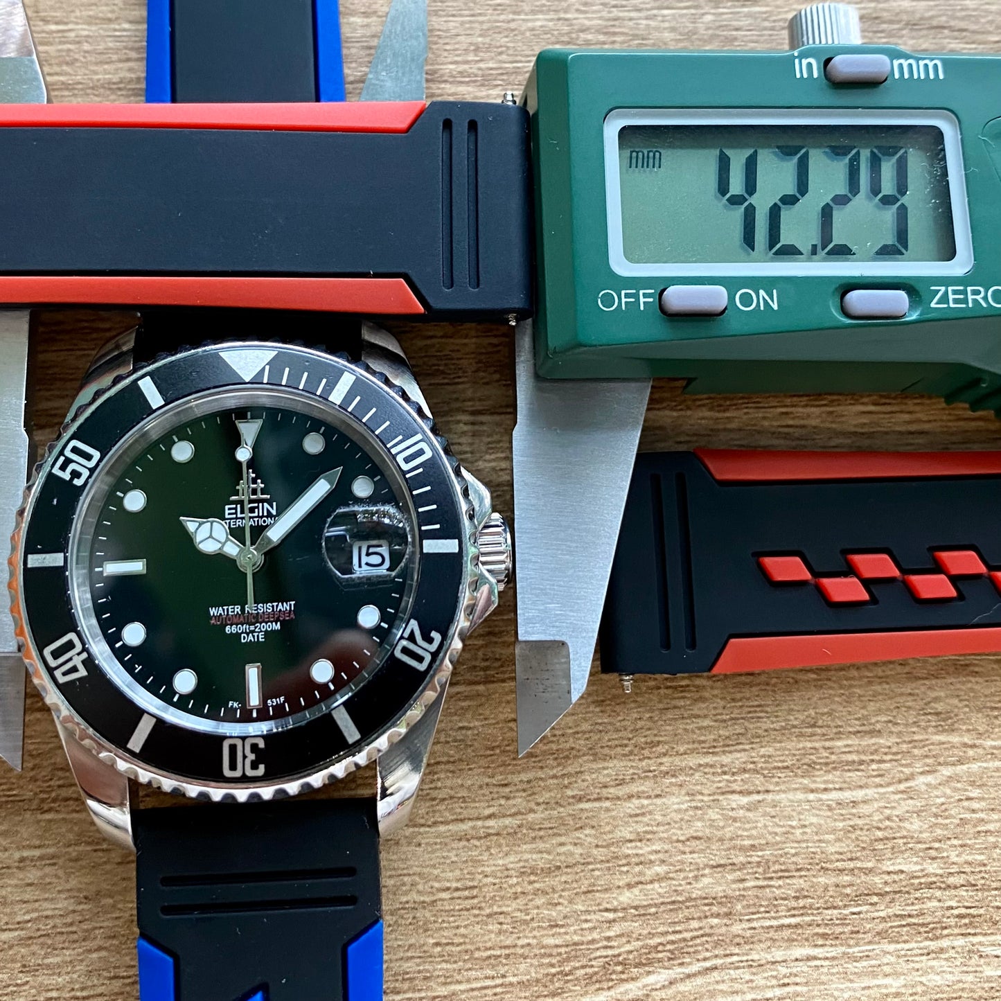SERVICED Elgin Treasure International Deep Sea FK-531-F Automatic Diving Watch Rotating Bezel 42.3mm x 47mm