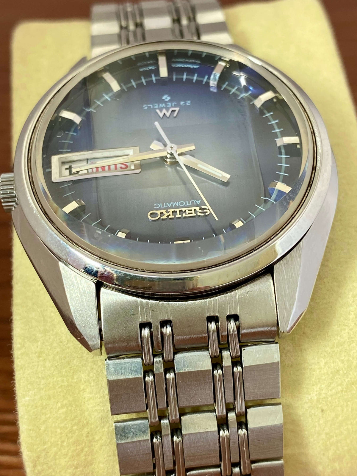 Vintage Seiko Lord Matic 5606-7280 Blue Serviced Automatic, June 1973