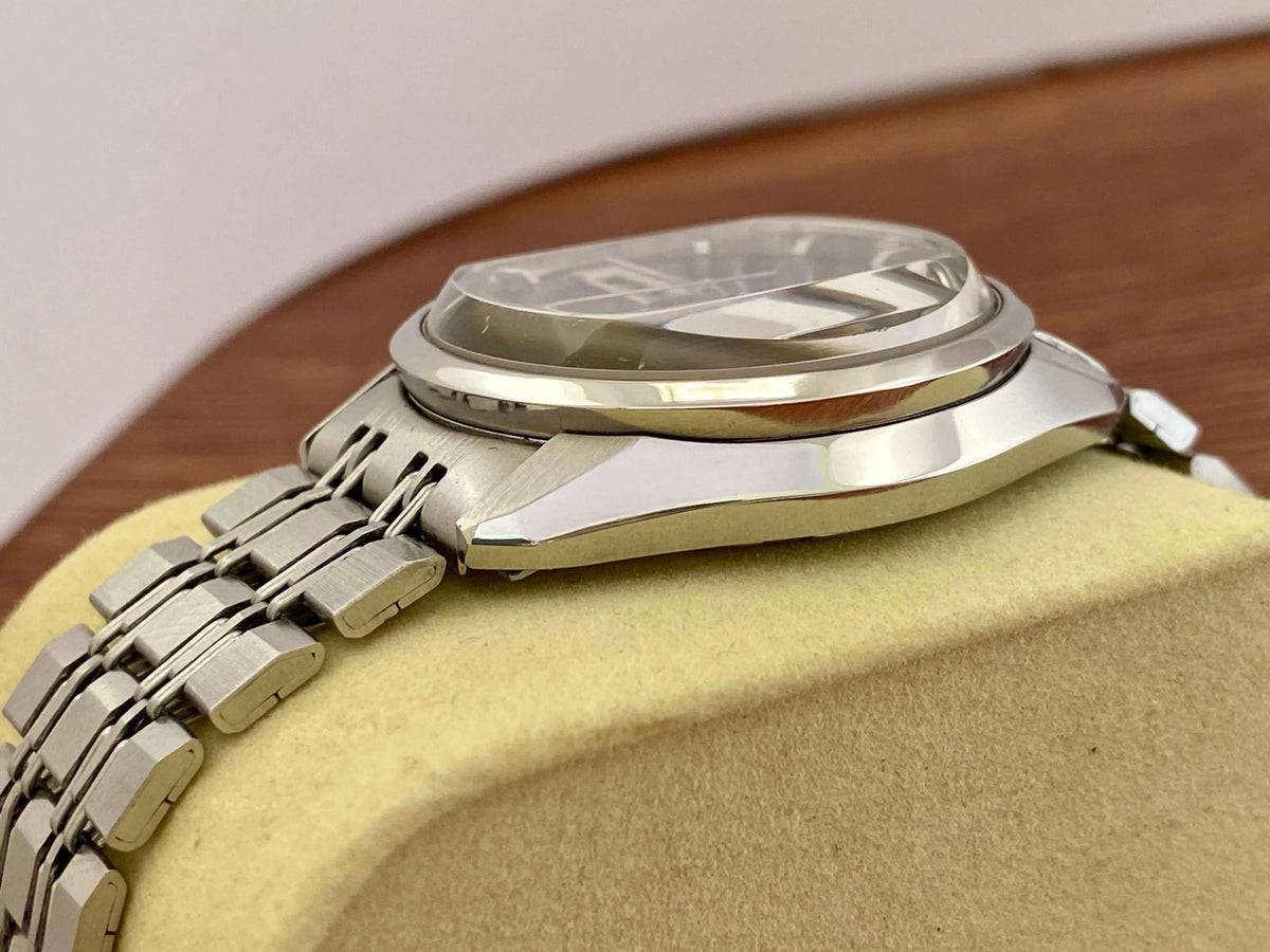 Vintage Seiko Lord Matic 5606-7280 Blue Serviced Automatic, June 1973