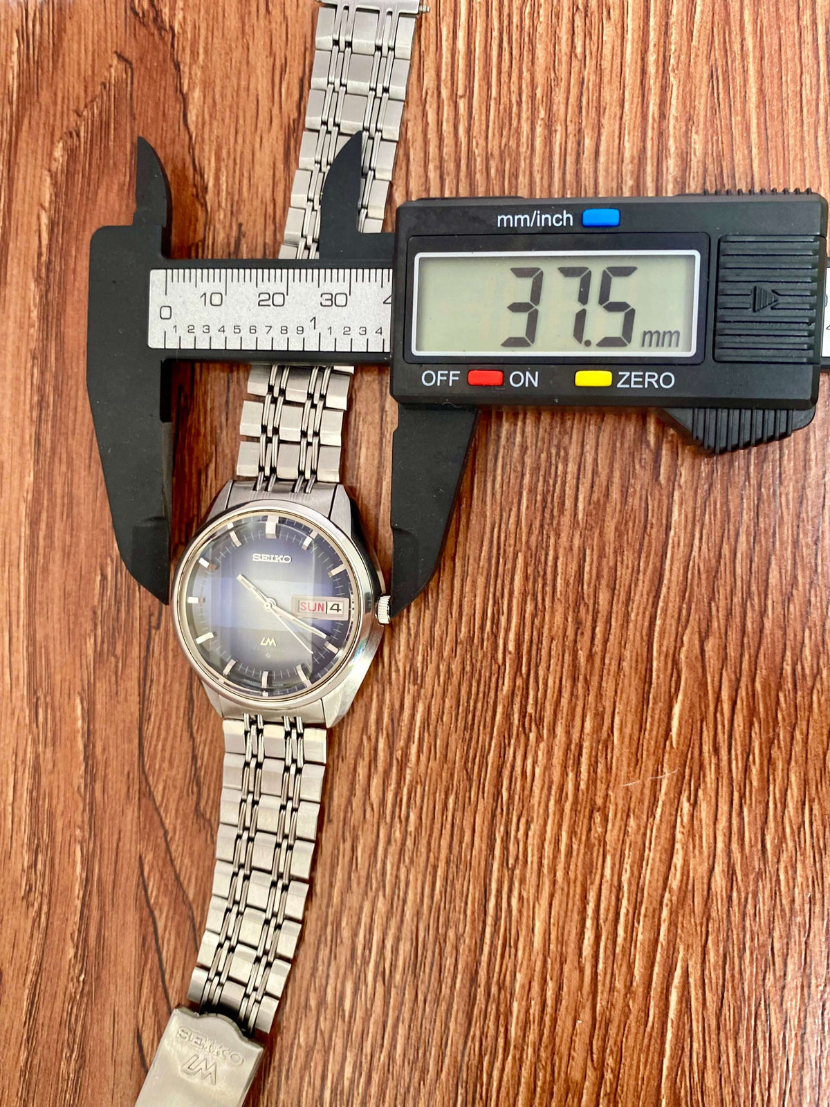 Vintage Seiko Lord Matic 5606-7280 Blue Serviced Automatic, June 1973