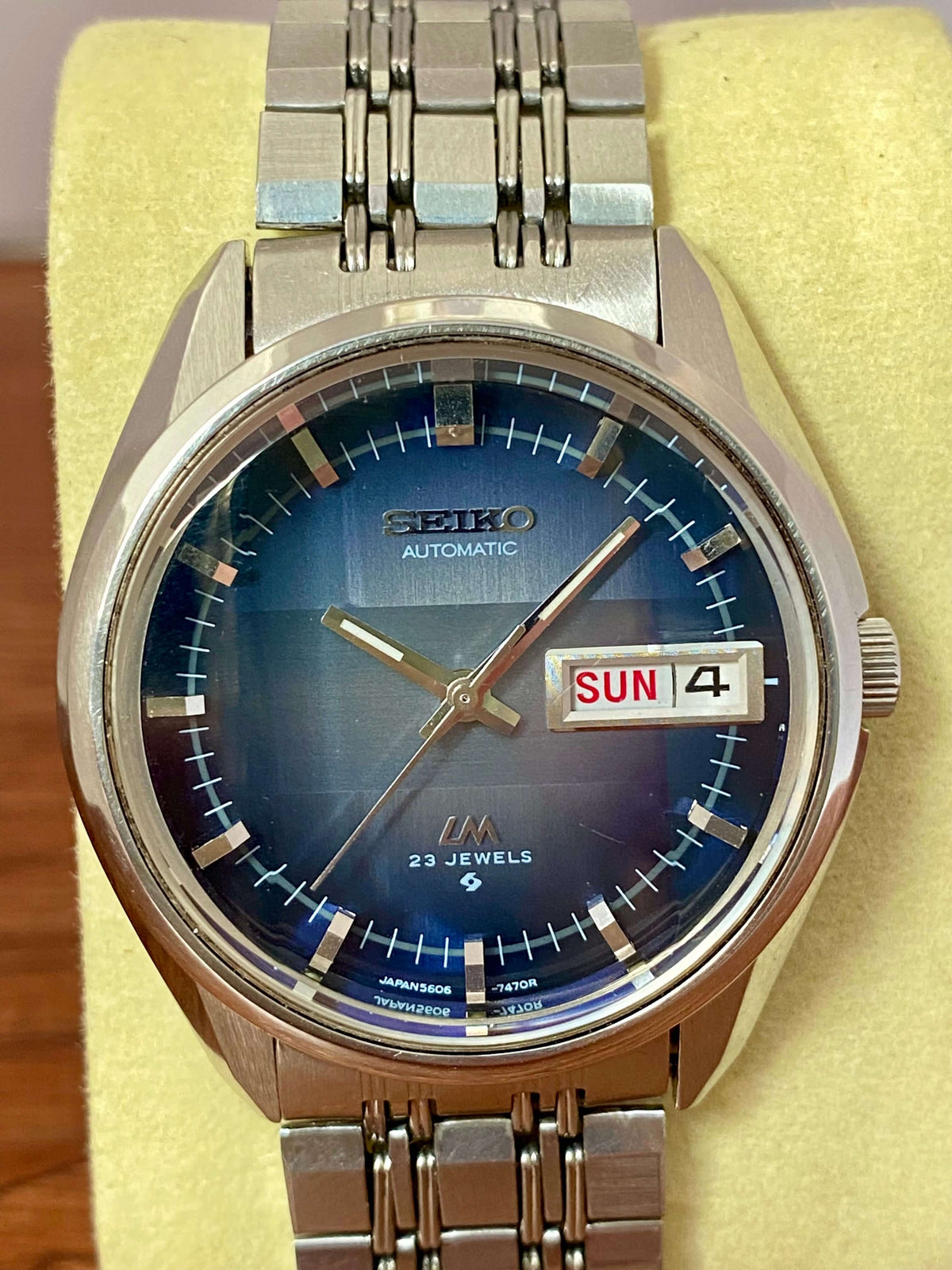 Vintage Seiko Lord Matic 5606-7280 Blue Serviced Automatic, June 1973