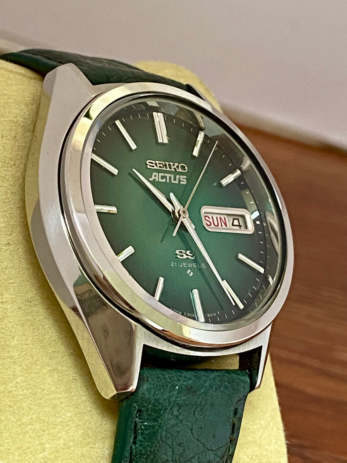 Vintage Seiko Actus SS 6306-8020 SERVICED Auto, Green, June 1976