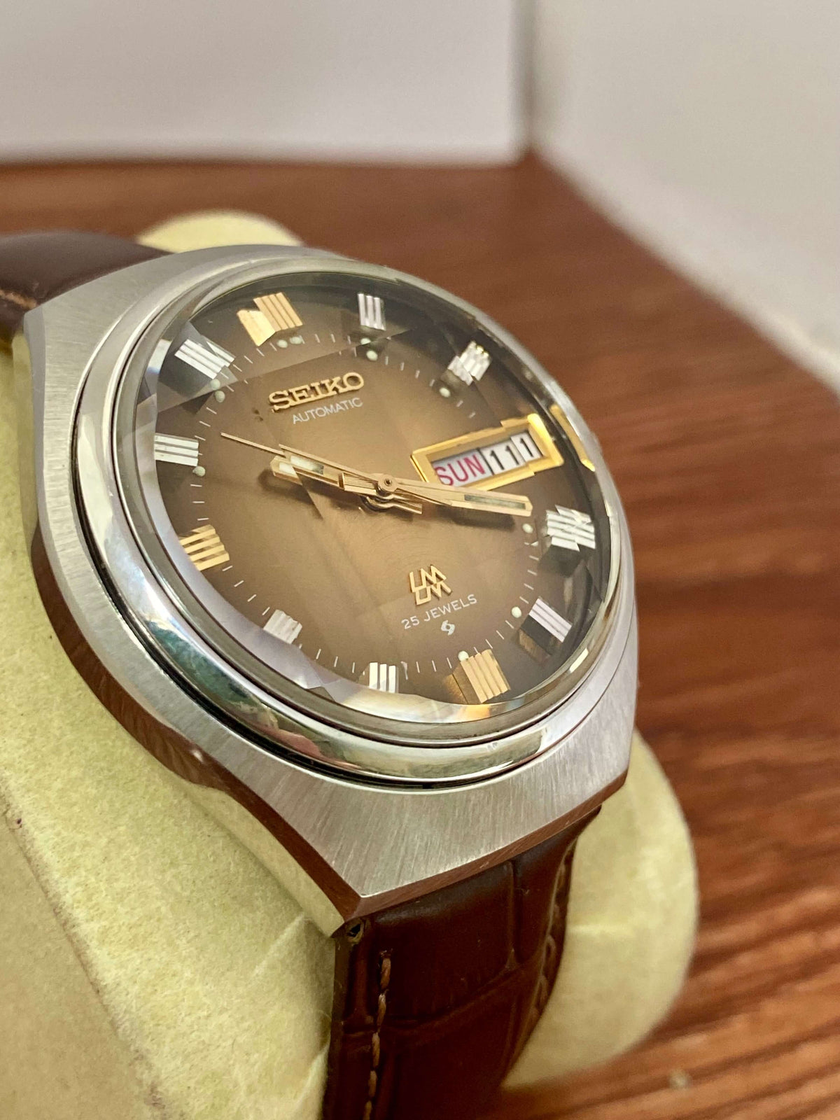 Vintage Seiko Lord Matic 5606-7300 Brown Serviced Automatic, September 1973