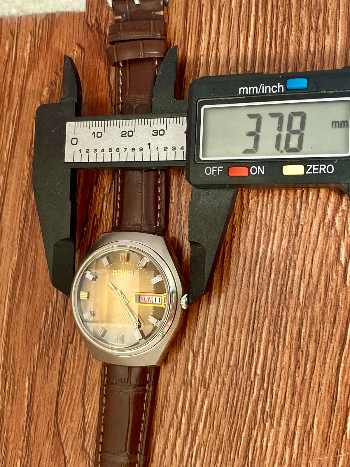 Vintage Seiko Lord Matic 5606-7300 Brown Serviced Automatic, September 1973