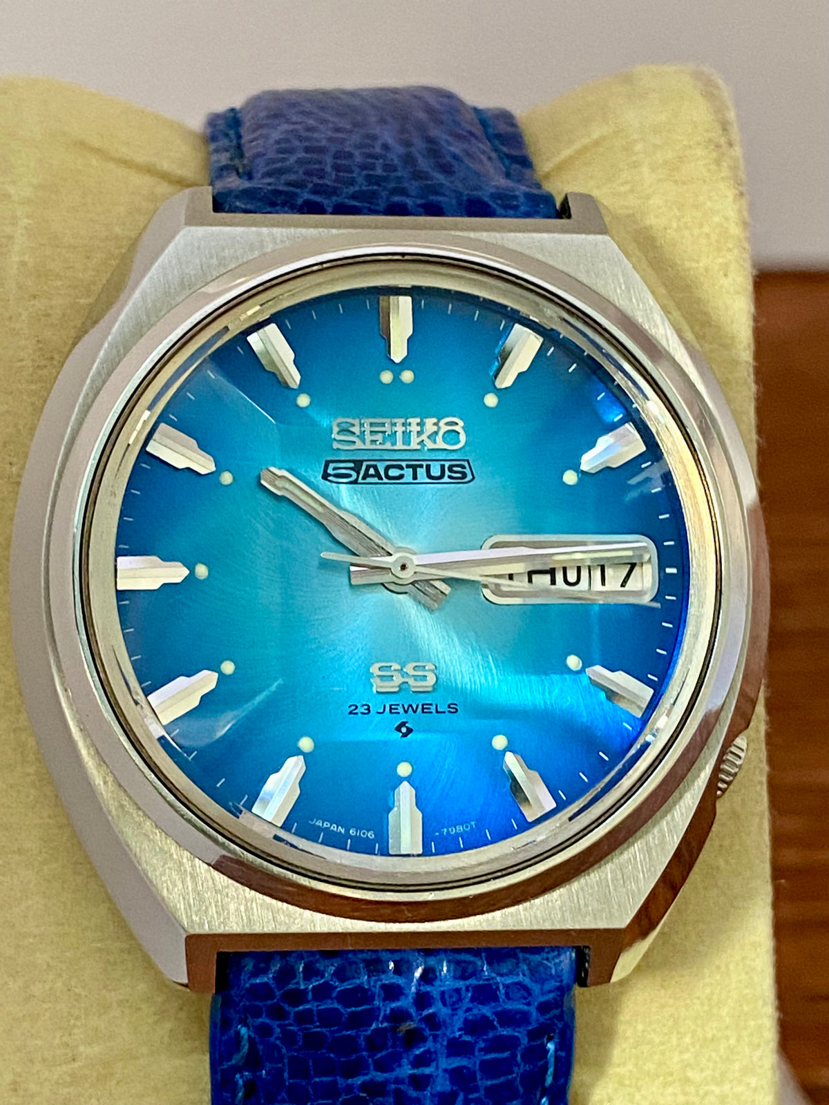 Seiko 5 Actus SS 6106-7700 Blue SERVICED Auto, September 1973
