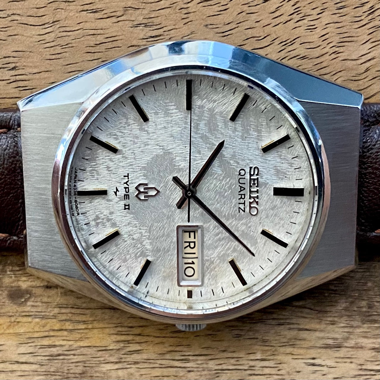 Rare Vintage Seiko Quartz 4336-8050 Type II Snowflake Patina, October 1977 UK VINTAGE WATCH LTD