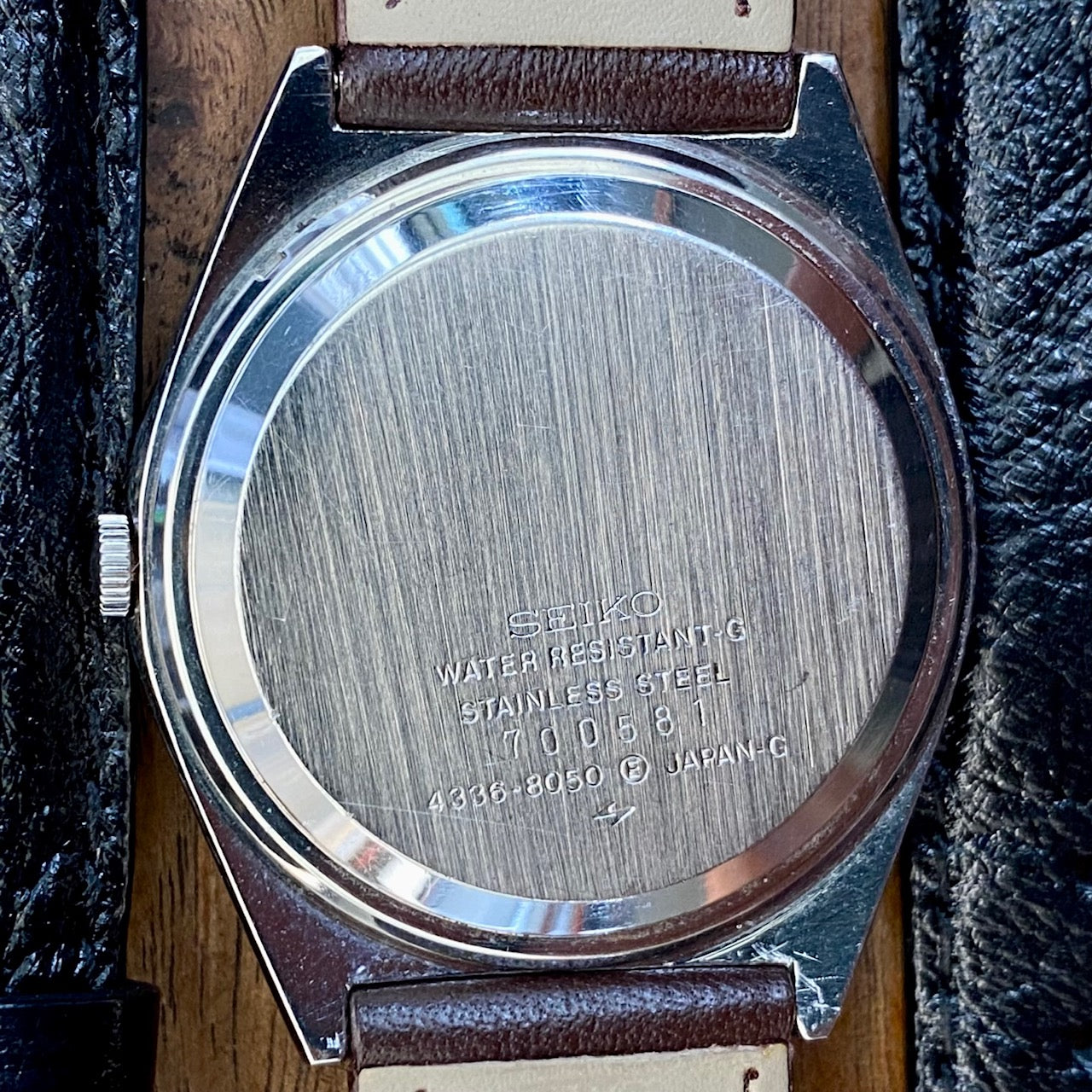 Rare Vintage Seiko Quartz 4336-8050 Type II Snowflake Patina, October 1977 UK VINTAGE WATCH LTD