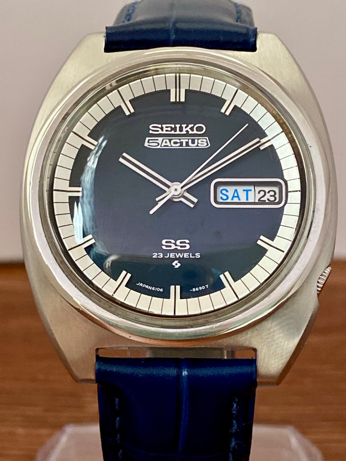 Vintage Seiko 5 Actus SS 6106-8420 Blue & White Dial, Serviced, December 1970