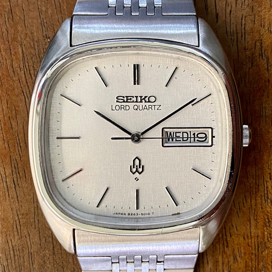 Vintage Seiko Lord Quartz 8243-5010, White Linen, August 1979 UK VINTAGE WATCH LTD