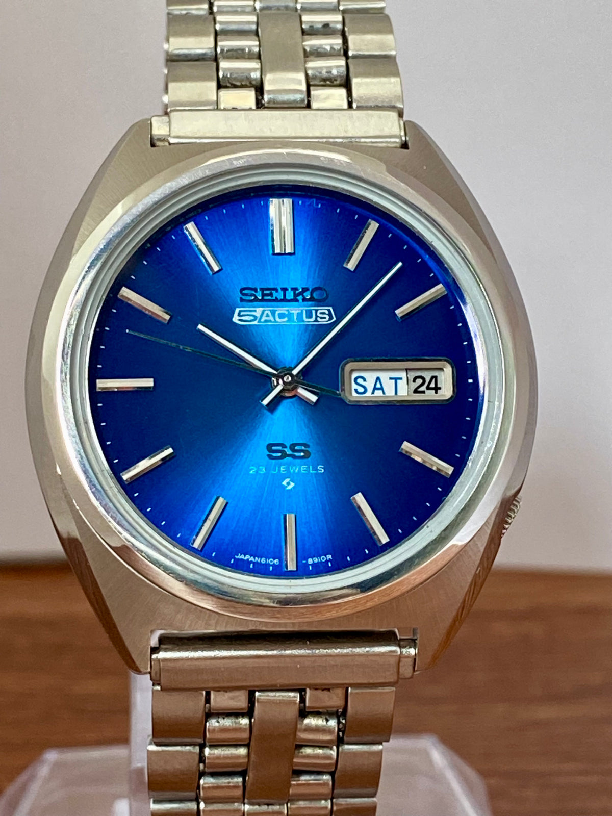 Seiko 5 Actus SS 6106-8670 Blue SERVICED Automatic, November 1975