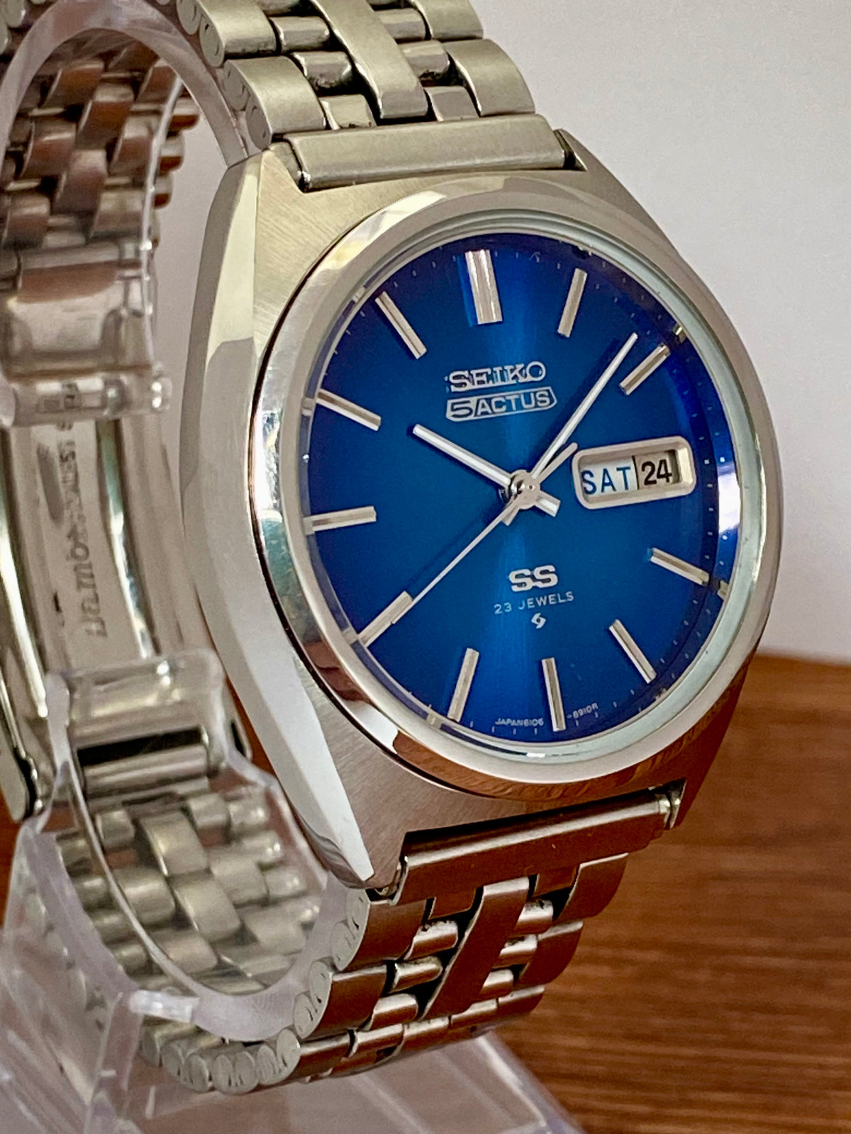 Seiko 5 Actus SS 6106-8670 Blue SERVICED Automatic, November 1975