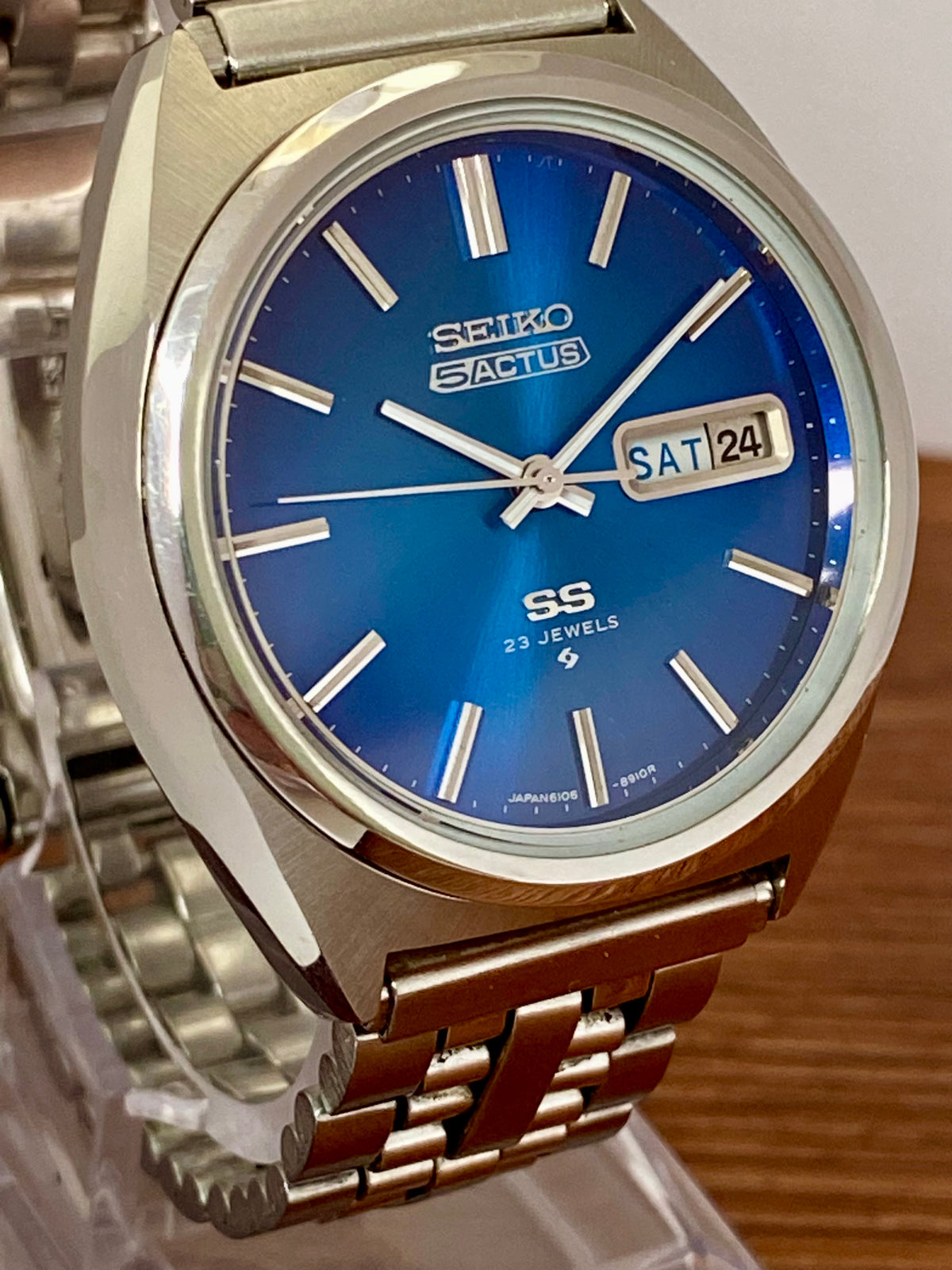 Seiko 5 Actus SS 6106-8670 Blue SERVICED Automatic, November 1975