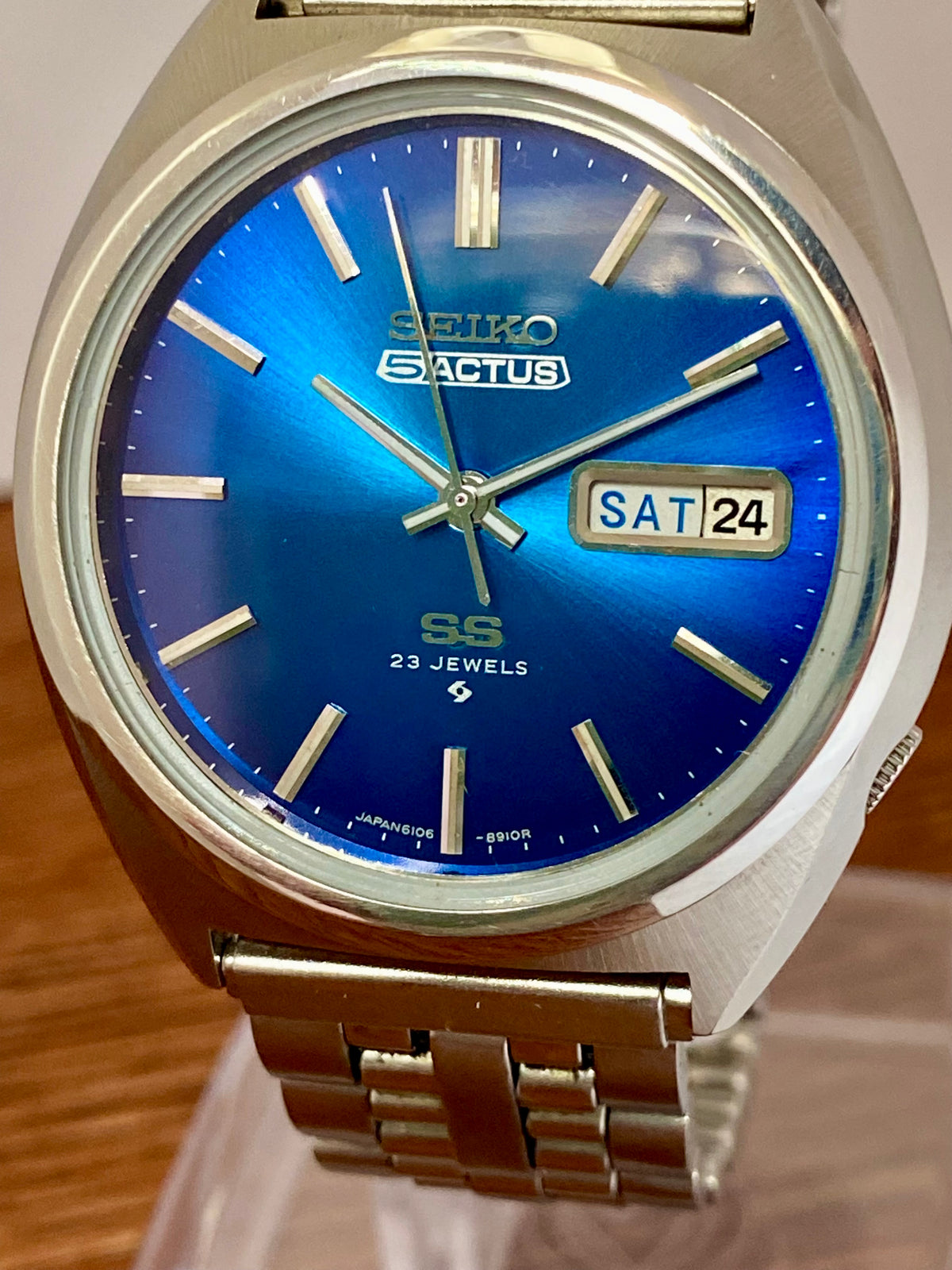 Seiko 5 Actus SS 6106-8670 Blue SERVICED Automatic, November 1975