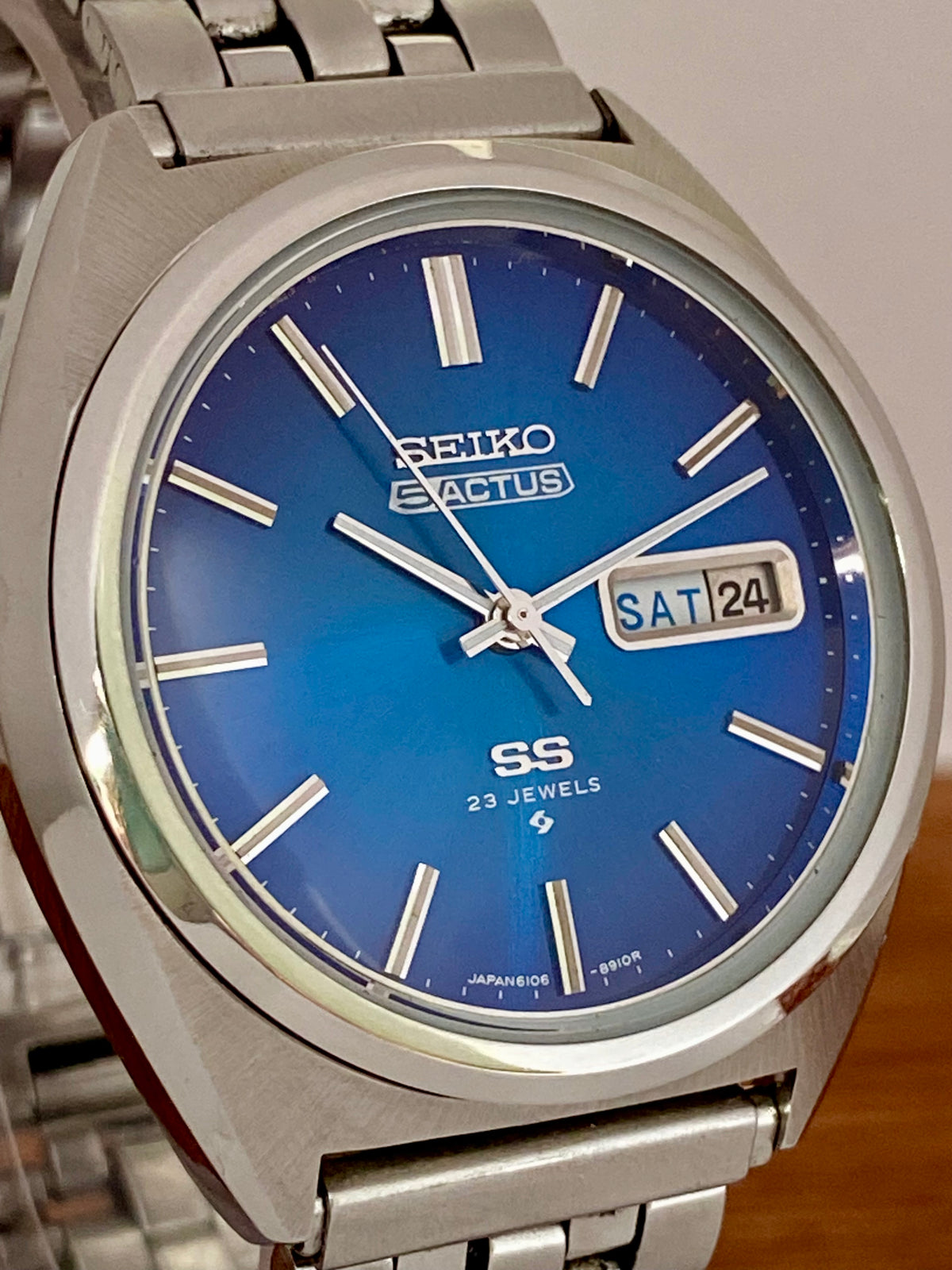 Seiko 5 Actus SS 6106-8670 Blue SERVICED Automatic, November 1975