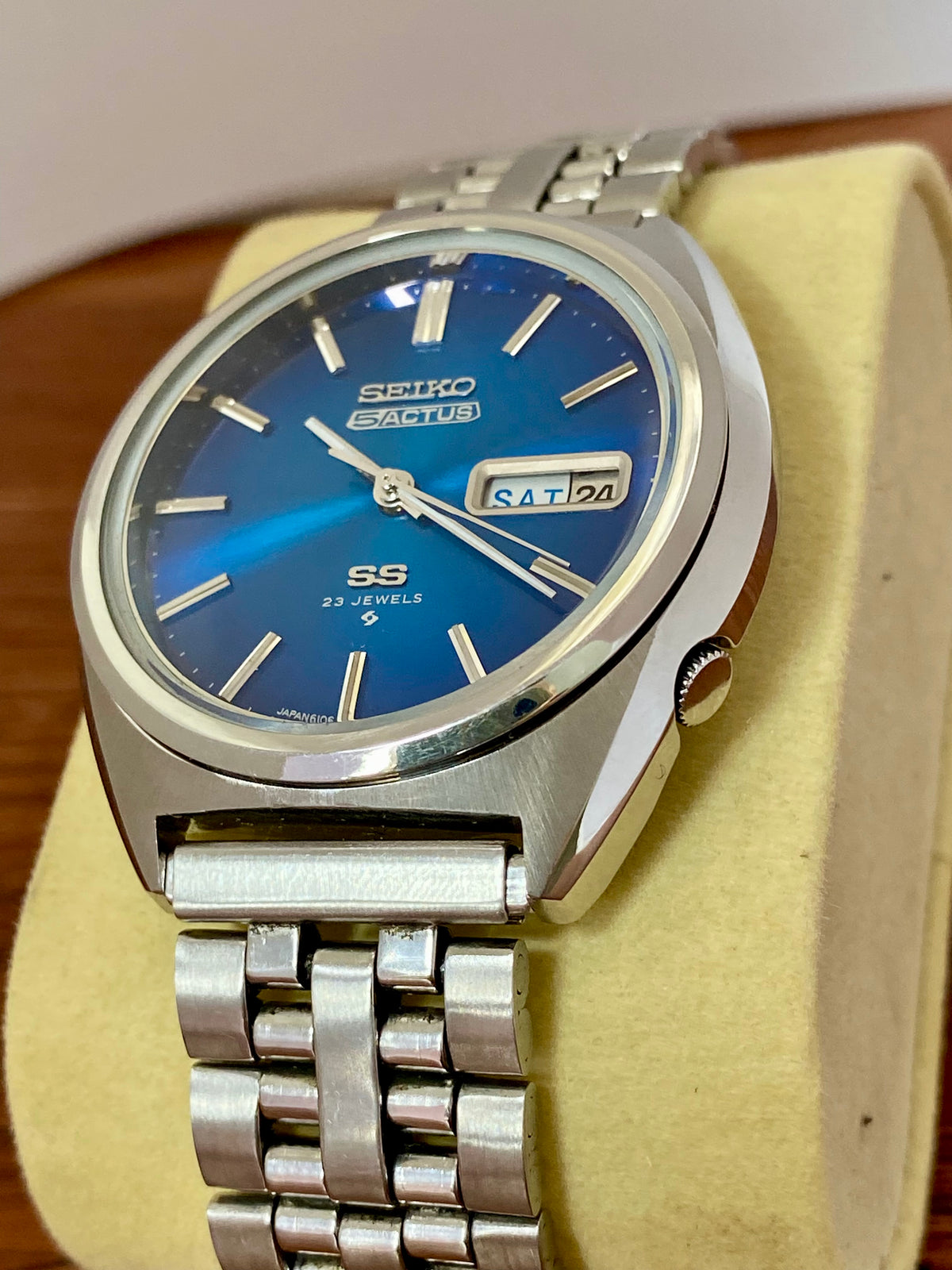 Seiko 5 Actus SS 6106-8670 Blue SERVICED Automatic, November 1975