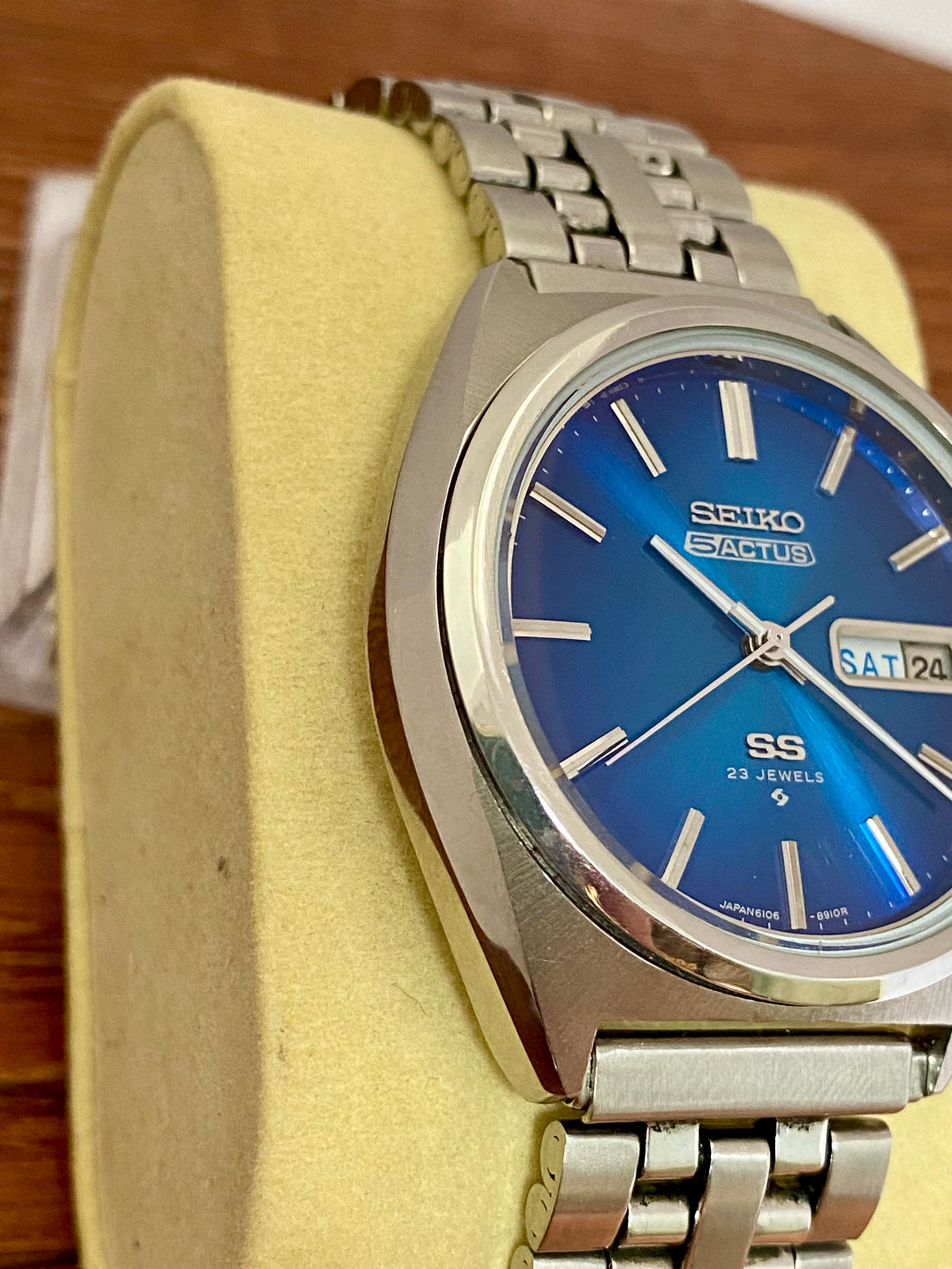 Seiko 5 Actus SS 6106-8670 Blue SERVICED Automatic, November 1975