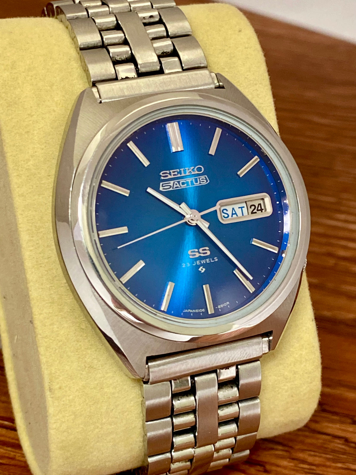 Seiko 5 Actus SS 6106-8670 Blue SERVICED Automatic, November 1975