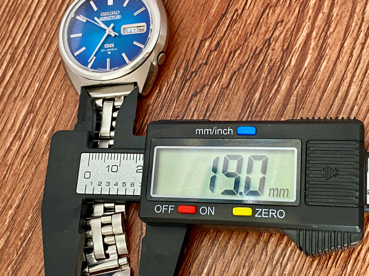 Seiko 5 Actus SS 6106-8670 Blue SERVICED Automatic, November 1975