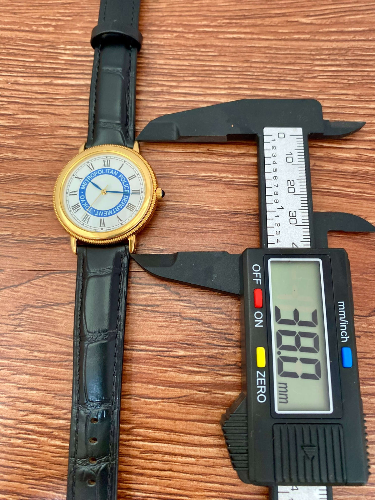 Vintage Seiko Quartz V701-2A70 Tokyo Police Department, February 1991