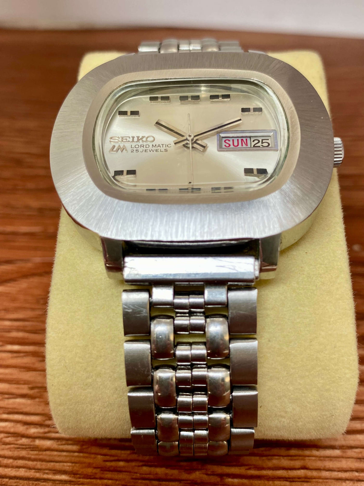 Vintage Seiko Lord Matic 5606-5010 Serviced TV Screen, July 1970