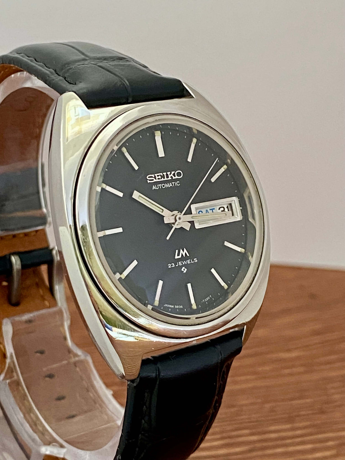 Vintage Seiko Lord Matic 5606-7140 Serviced Black Auto, October 1971