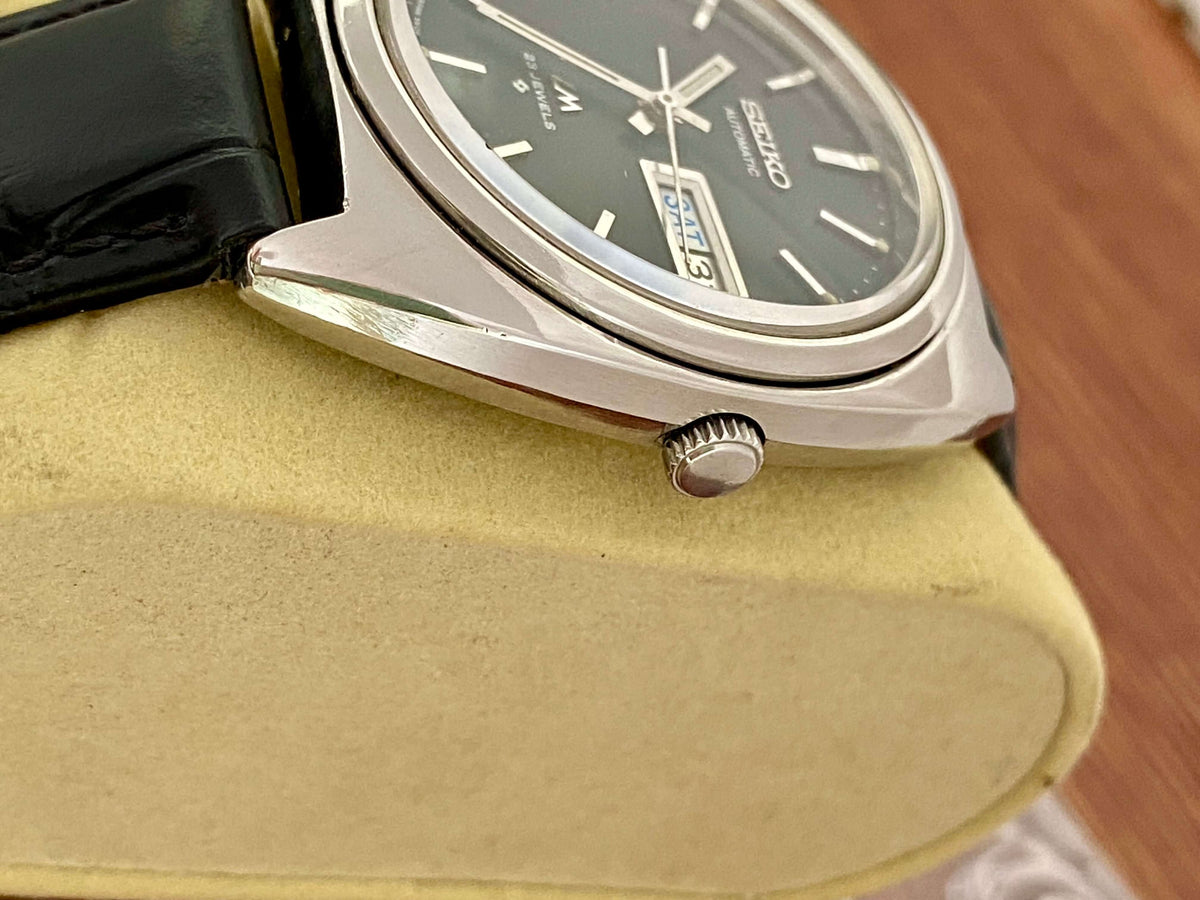 Vintage Seiko Lord Matic 5606-7140 Serviced Black Auto, October 1971