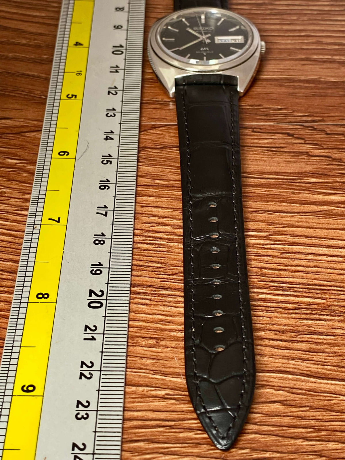 Vintage Seiko Lord Matic 5606-7140 Serviced Black Auto, October 1971