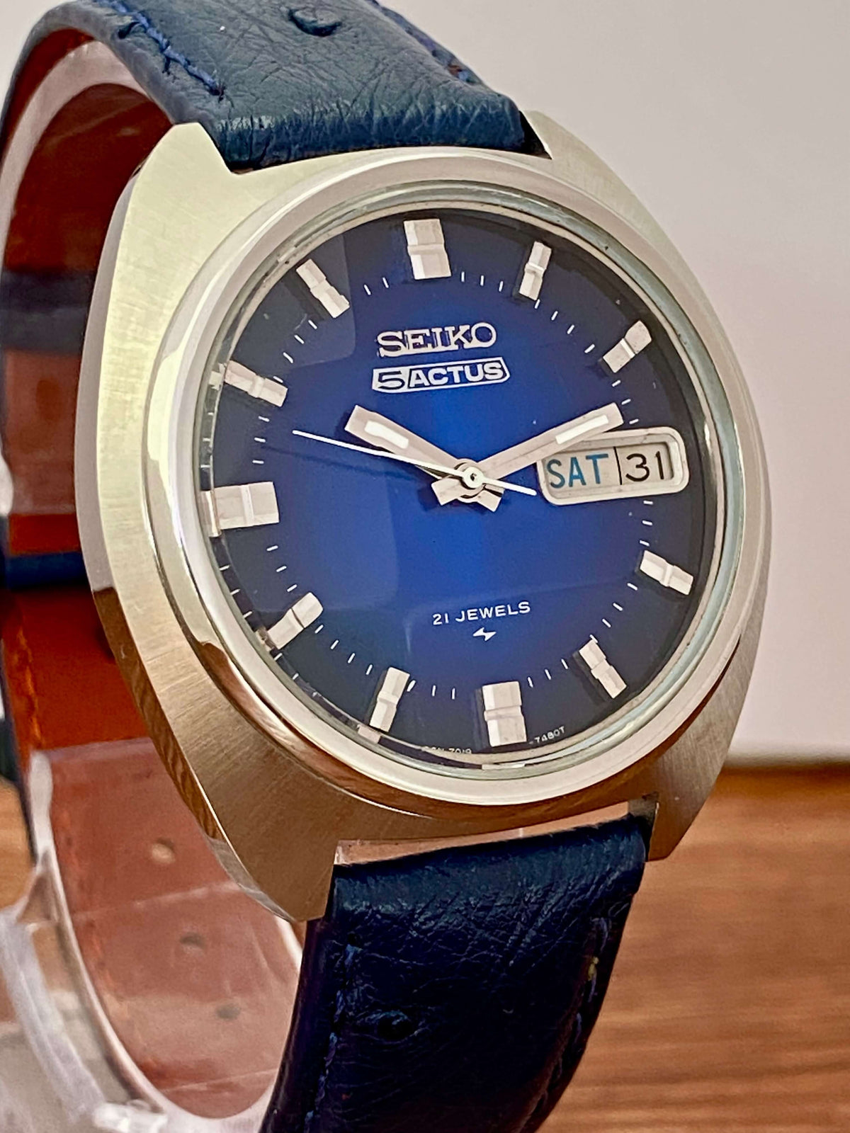 Vintage Seiko 5 Actus 7019-7350 Blue SERVICED Automatic, November 1974