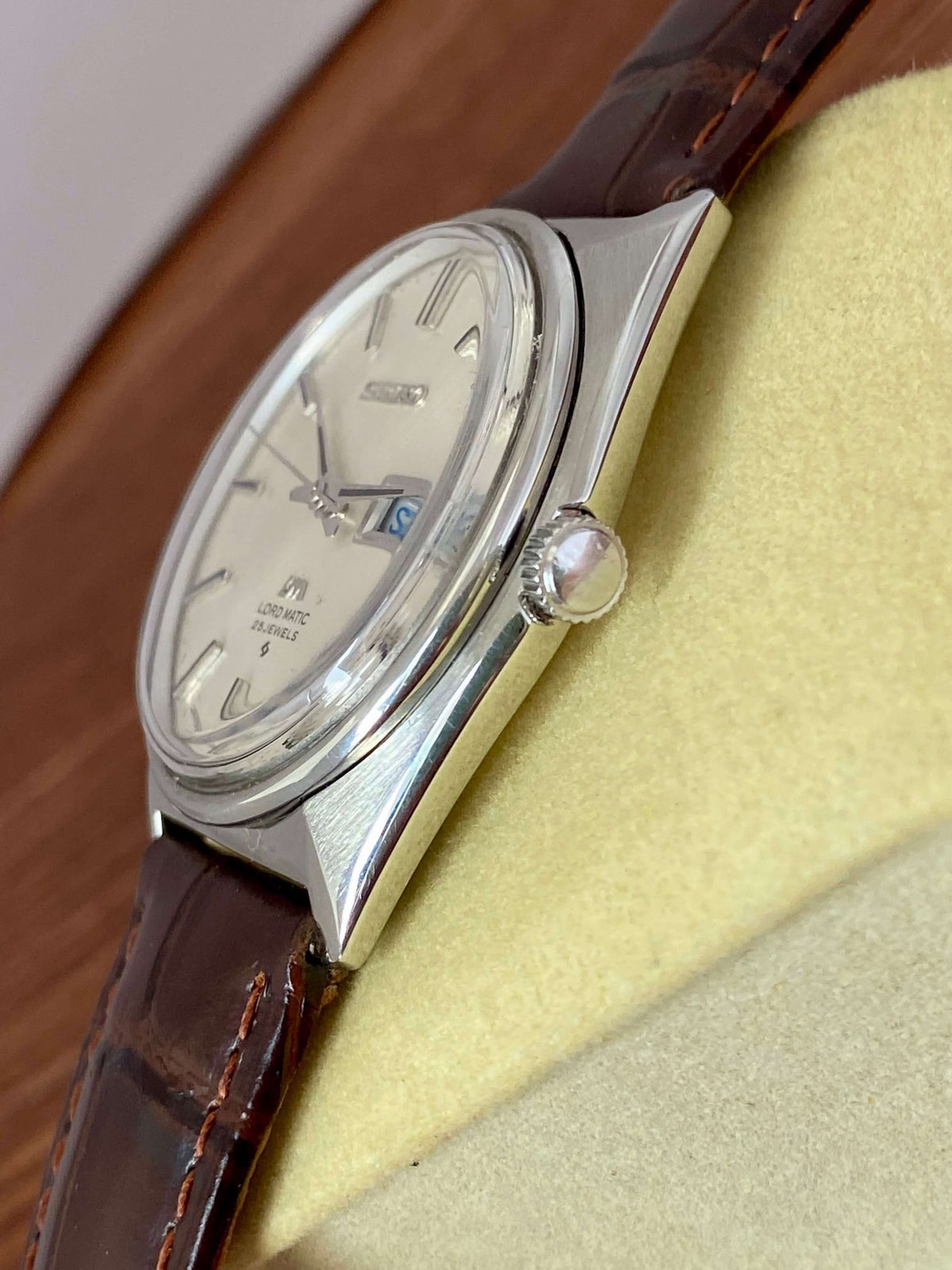 Vintage Seiko Lord Matic 5606-7000 automatic watch showing original dial and crown detail from June 1969.
