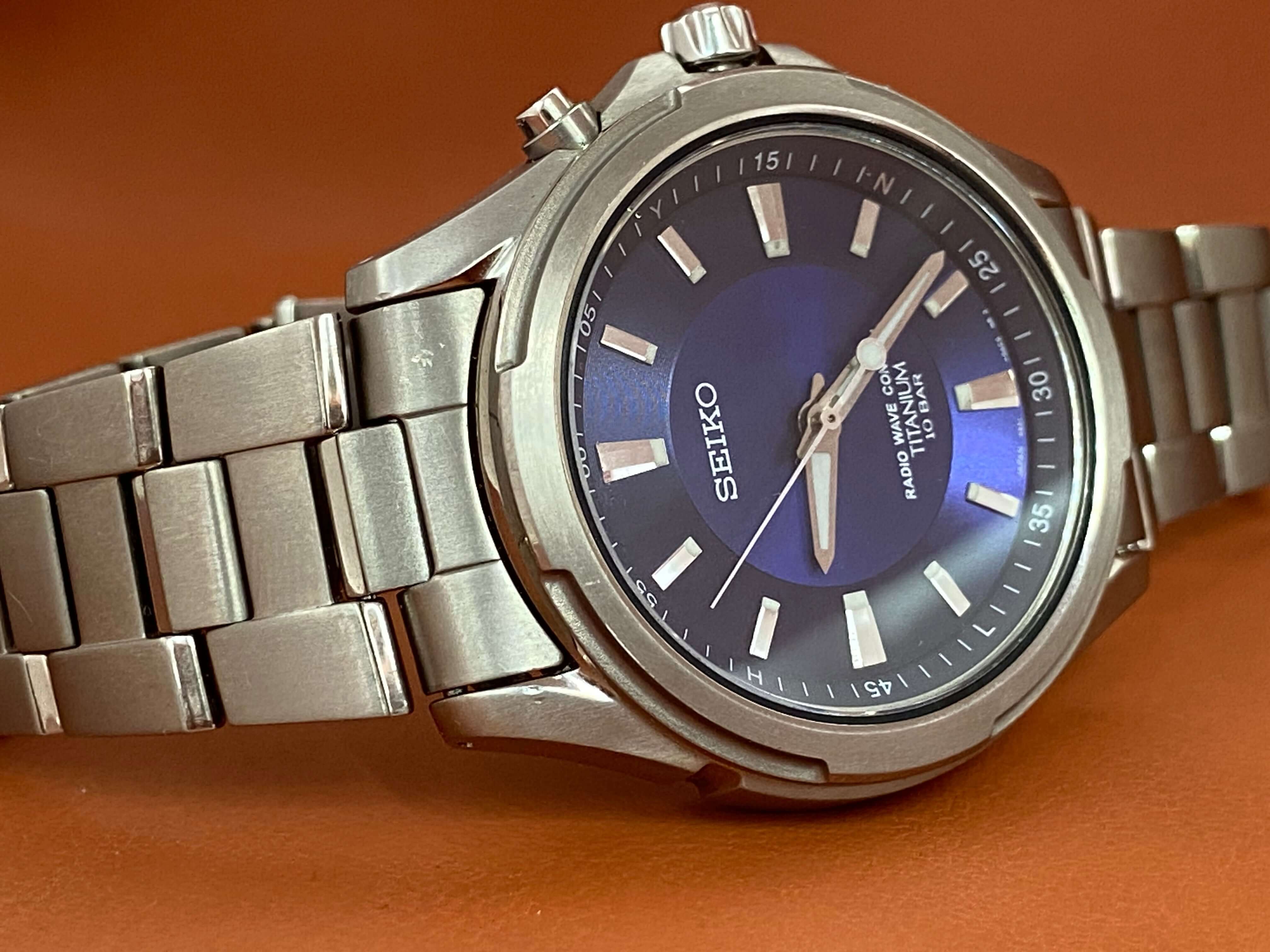 Seiko Quartz Radio Wave 5B21-0AB0 Titanium 2004 | Blue Dial – UK
