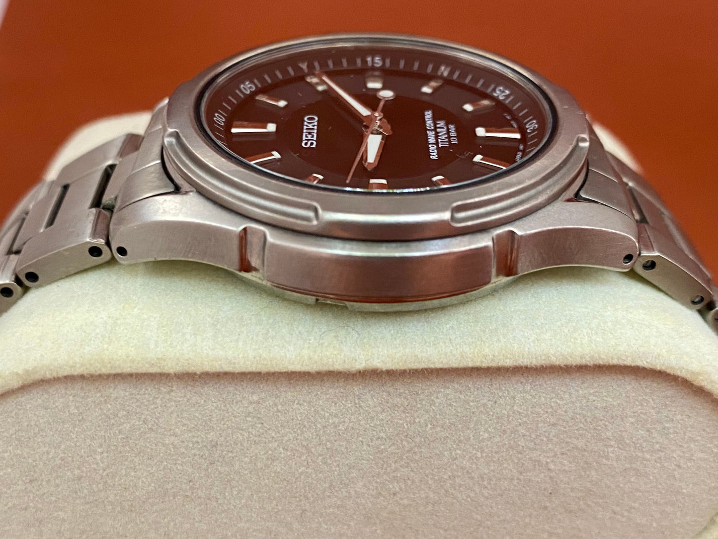 Seiko Quartz Radio Wave Titanium 5B21-0AB0, Black, July 2004 UK VINTAGE WATCH LTD