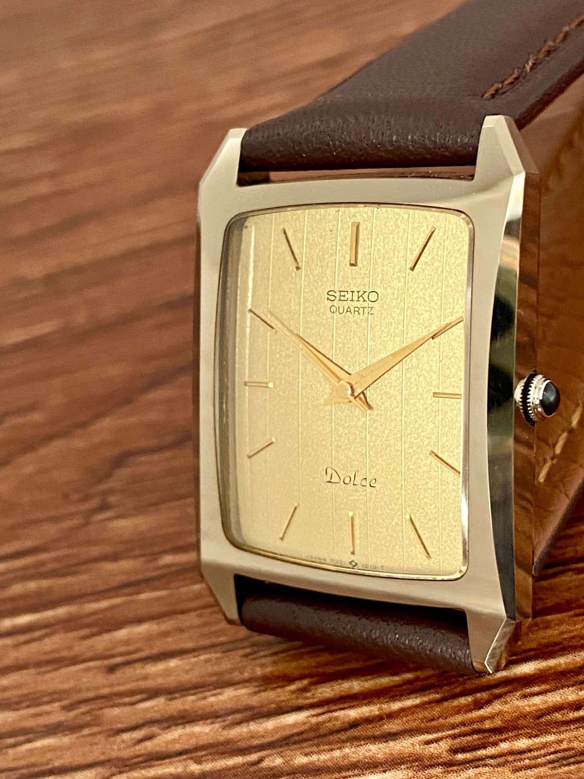Vintage Seiko Dolce Quartz 7321-5570 Tungsten, October 1984