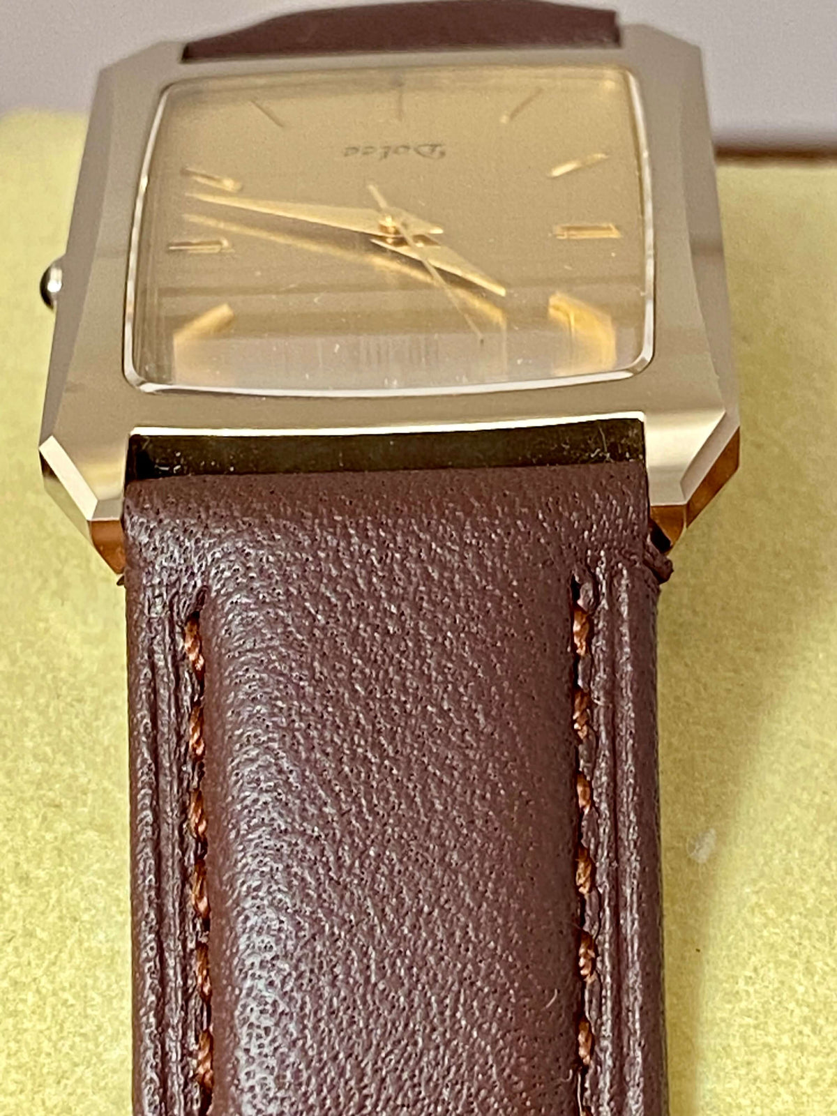 Vintage Seiko Dolce Quartz 7321-5570 Tungsten, October 1984