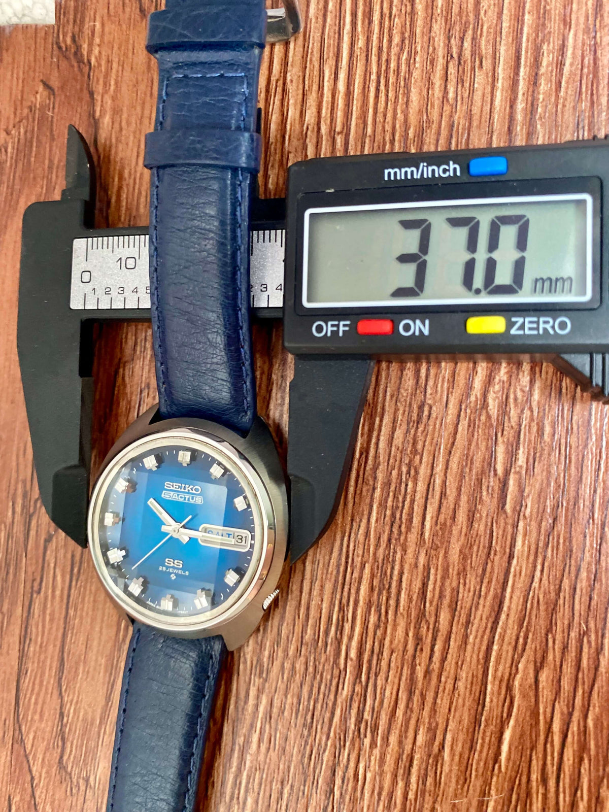 Seiko 5 Actus SS 6106-7600 Blue Serviced Automatic, March 1973