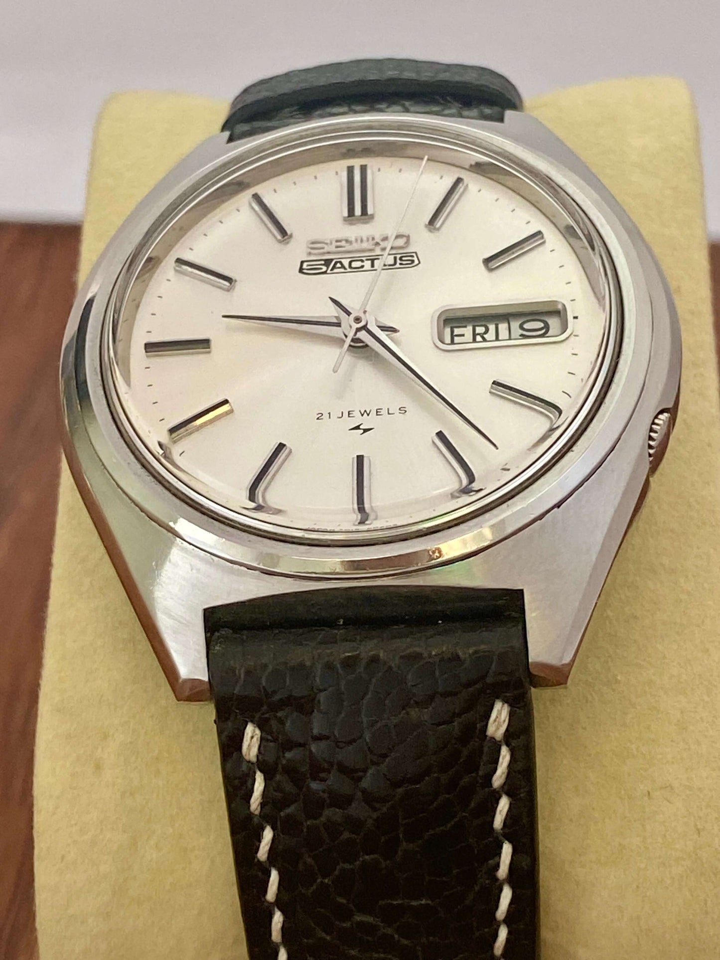 Vintage Seiko 5 Actus 7019-8010 Sunburst , SERVICED Auto April 1970 UK VINTAGE WATCH LTD