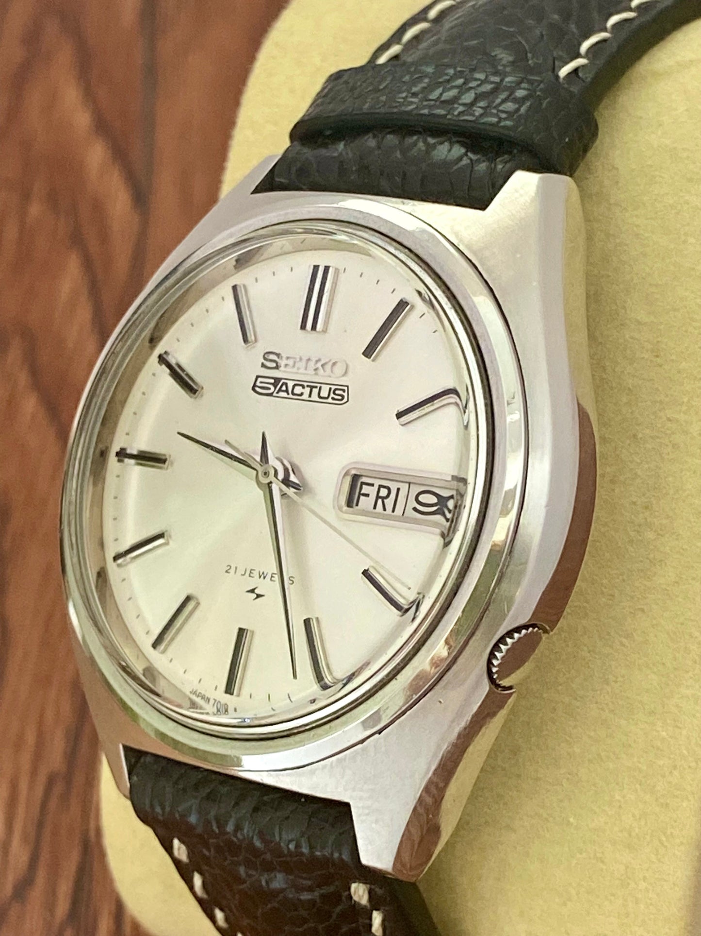 Vintage Seiko 5 Actus 7019-8010 Sunburst , SERVICED Auto April 1970 UK VINTAGE WATCH LTD