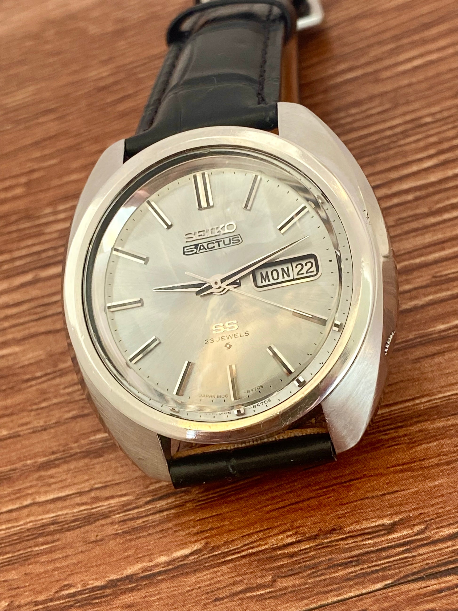 Seiko 5 Actus 6106-8440 collector vintage timepiece