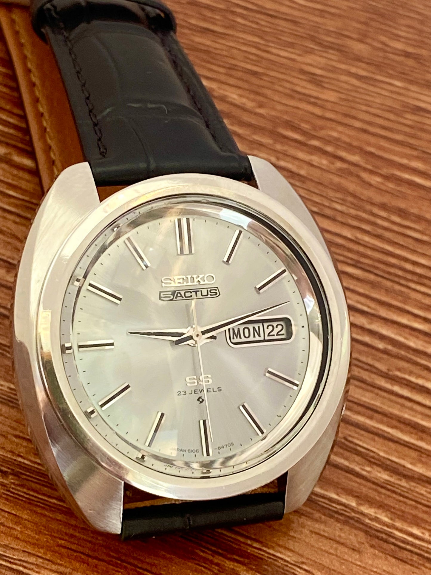 Seiko 5 Actus 6106-8440 collector vintage timepiece