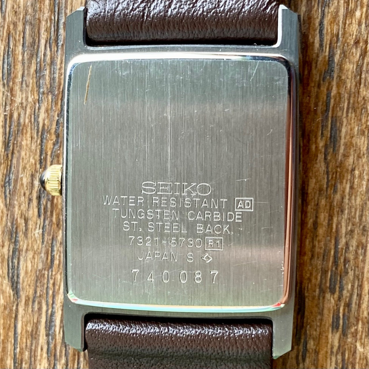 Seiko Dolce quartz movement caseback April 1987