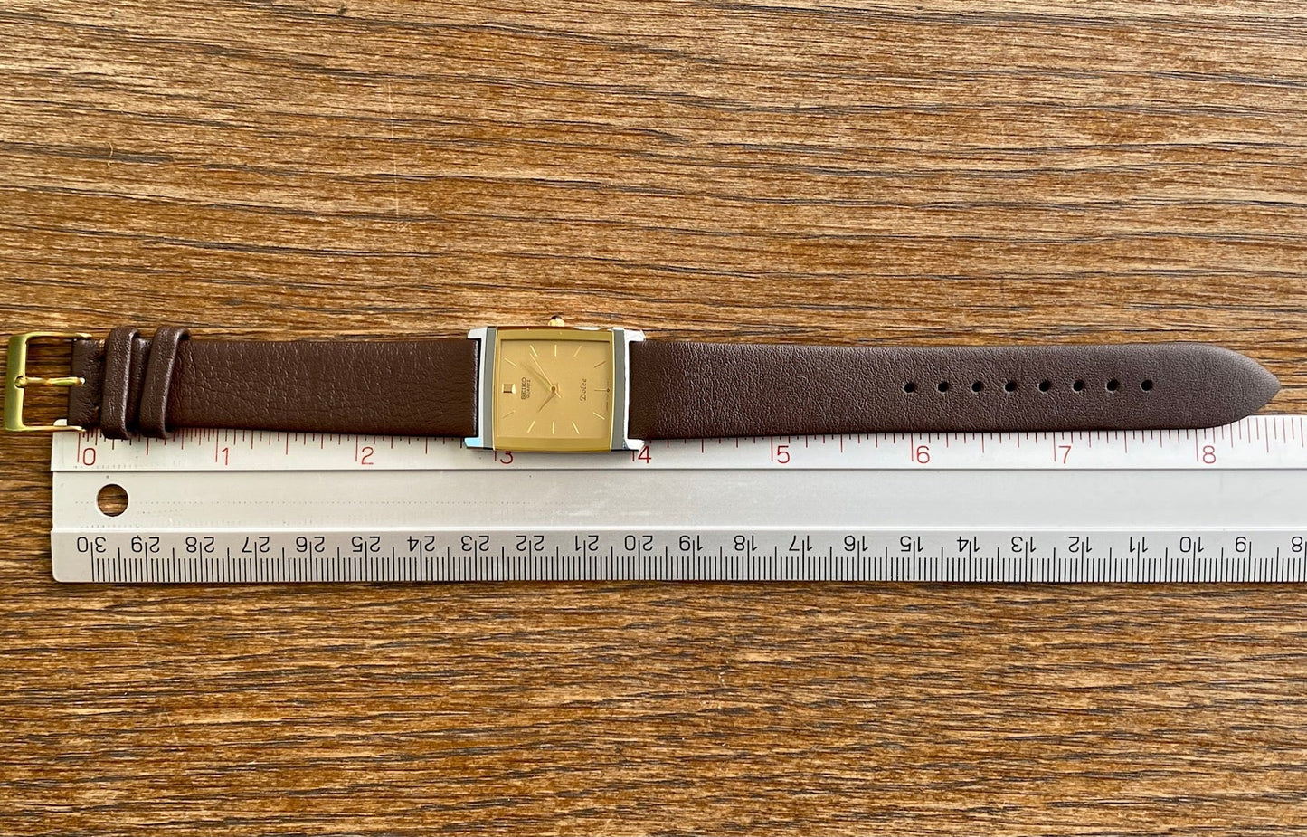 Vintage Seiko Quartz Dolce Tank 7321-5730, Tungsten, April 1987 UK VINTAGE WATCH LTD