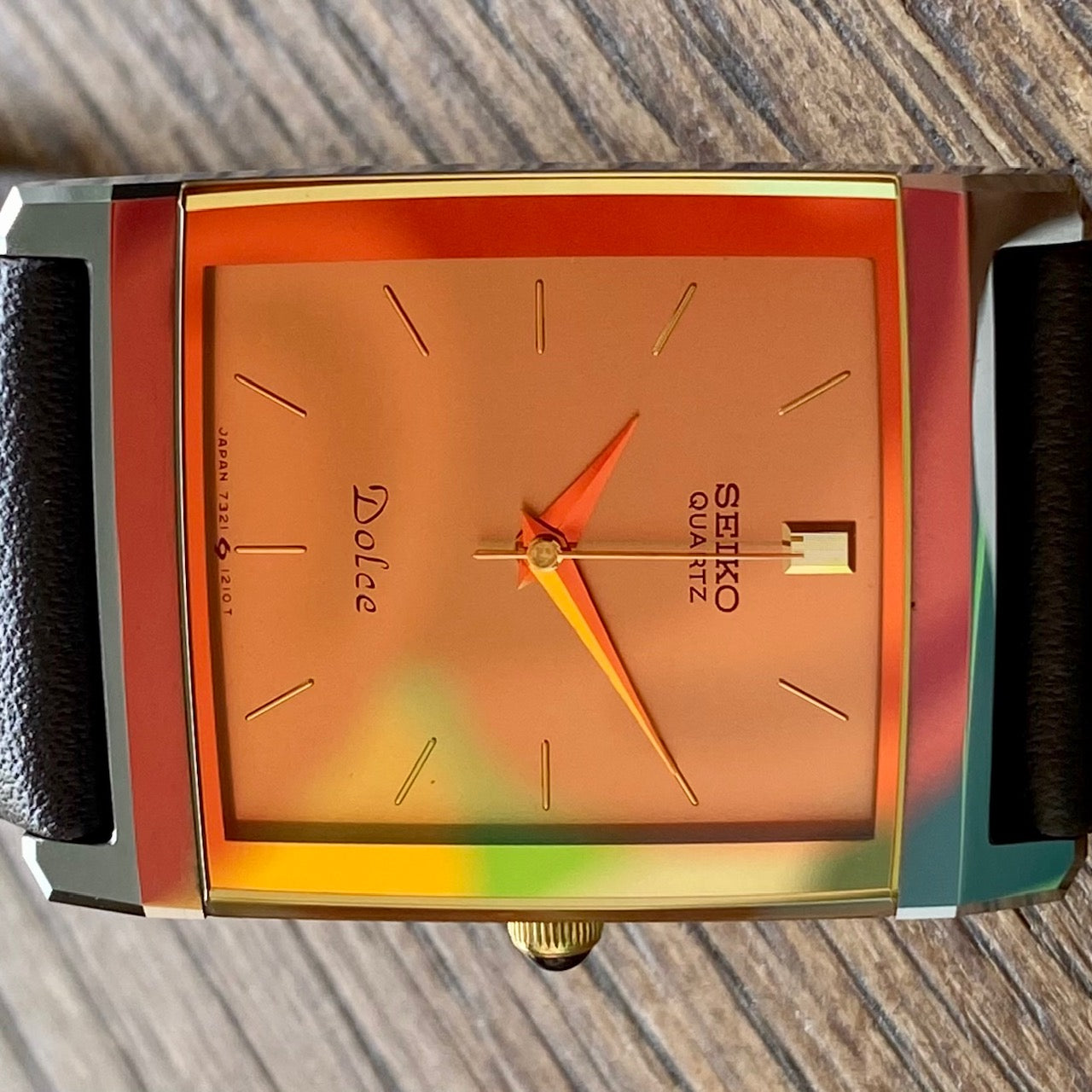 1987 Seiko quartz watch horizontal view