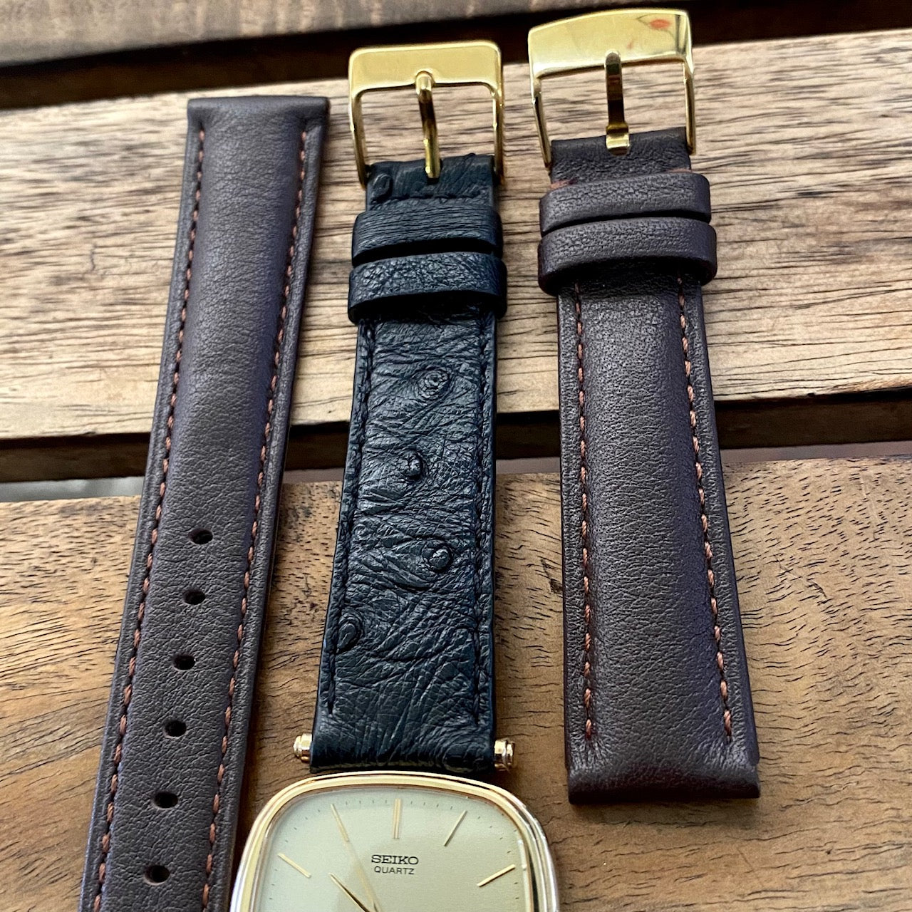 Vintage Seiko Dolce Quartz 5931-5400, Gold Dial, May 1992 UK VINTAGE WATCH LTD