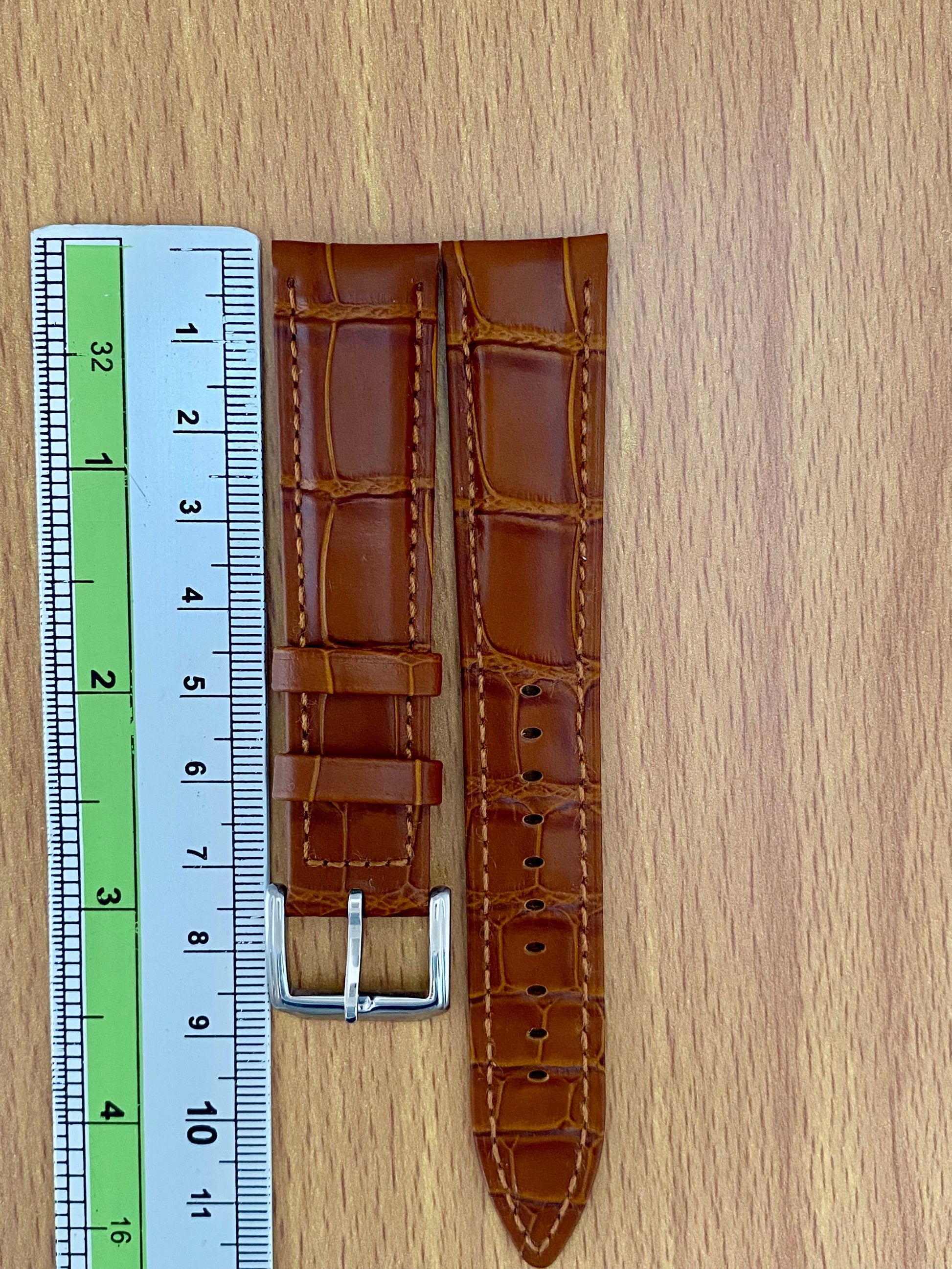 18mm Leather Watch Strap Light Brown Crocodile Imprint  UK VINTAGE WATCH LTD