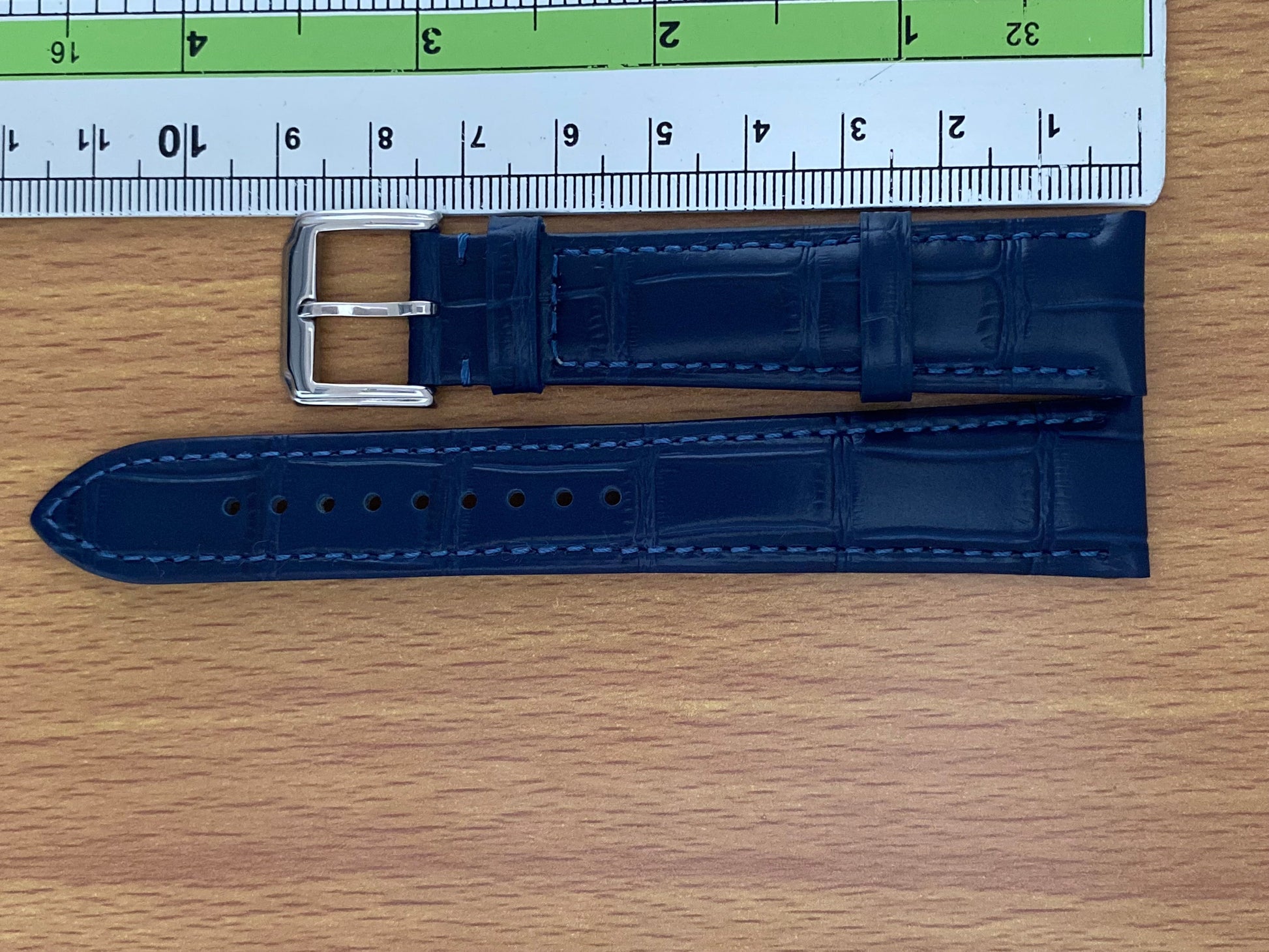 18mm Leather Watch Strap Blue Crocodile Imprint & Buckle UK VINTAGE WATCH LTD