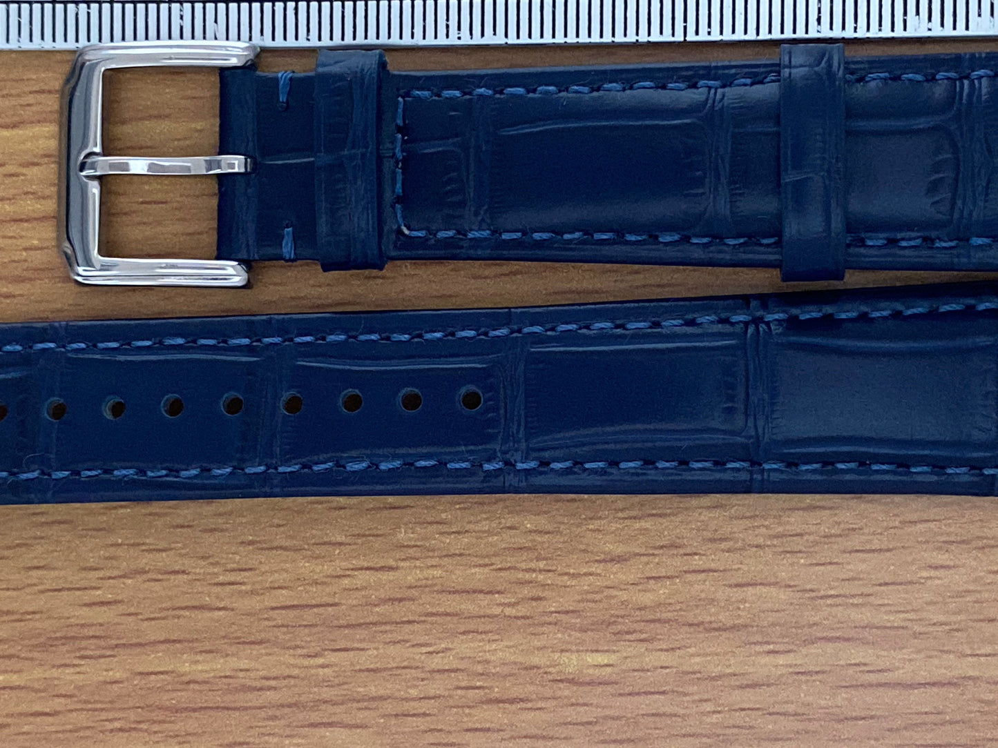 18mm Leather Watch Strap Blue Crocodile Imprint & Buckle UK VINTAGE WATCH LTD