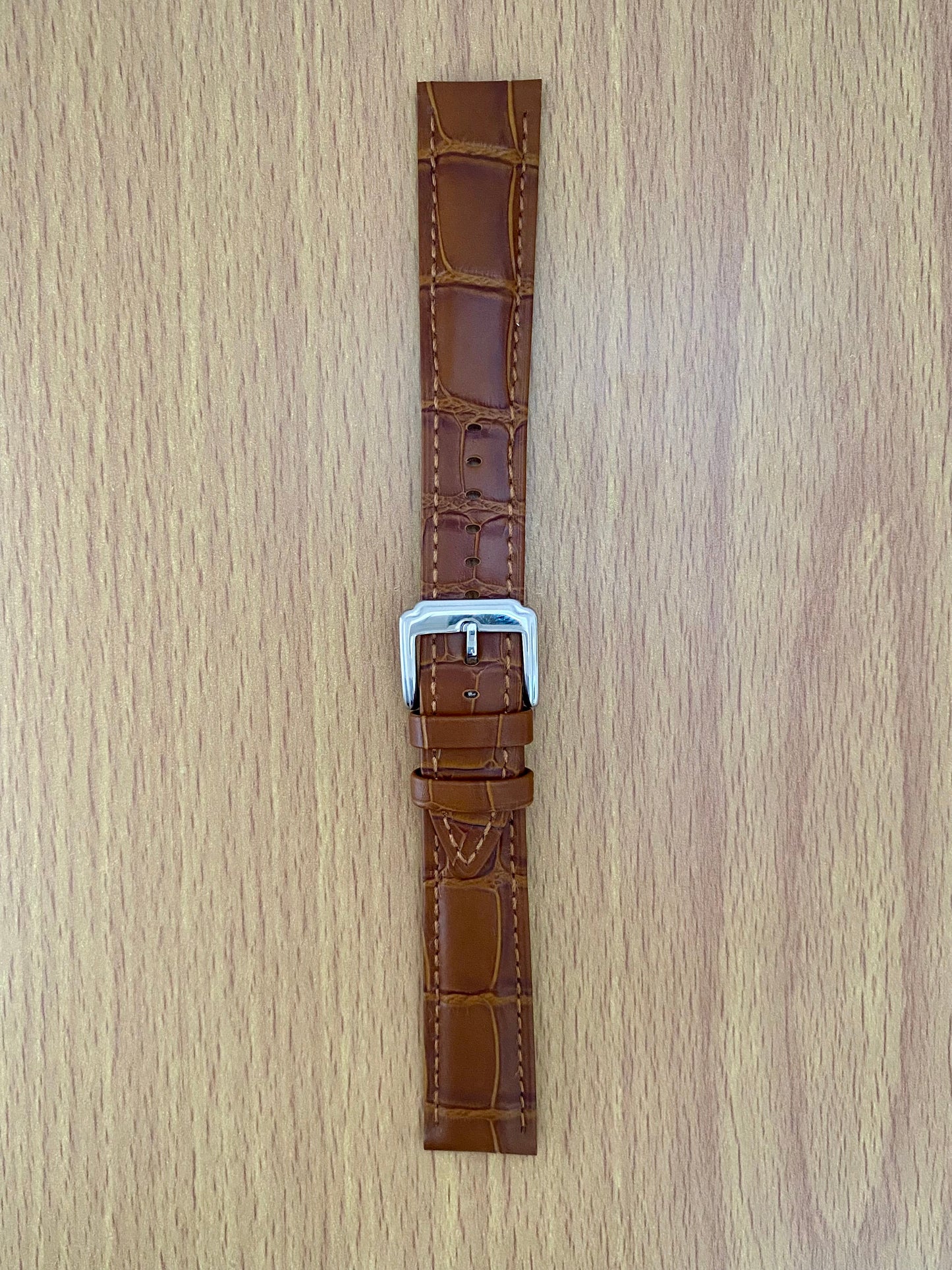 18mm Leather Watch Strap Light Brown Crocodile Imprint  UK VINTAGE WATCH LTD